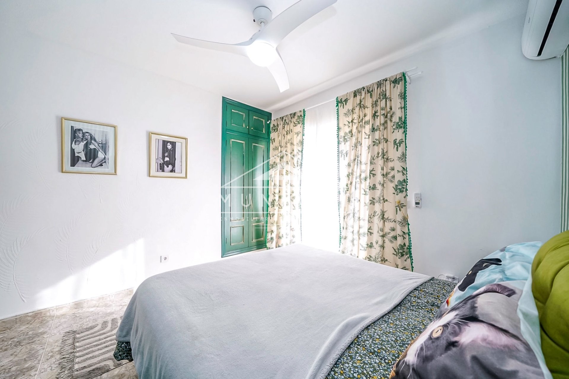 Videresalg - Rekkehus -
Los Nietos