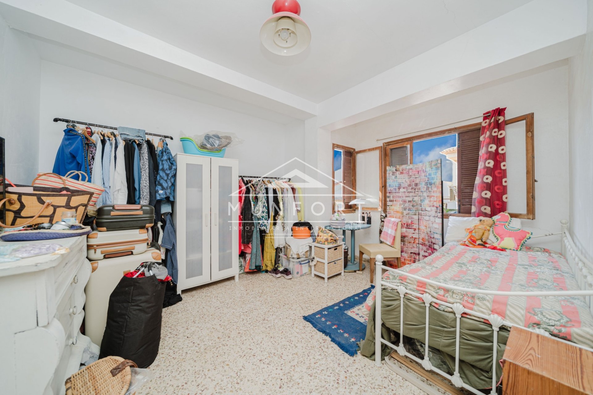 Videresalg - Rekkehus -
Los Urrutias