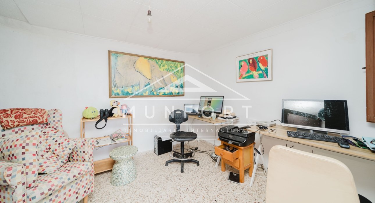 Videresalg - Rekkehus -
Los Urrutias