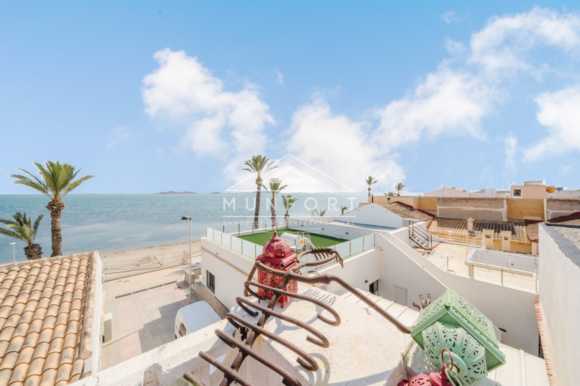 Videresalg - Rekkehus -
Los Urrutias