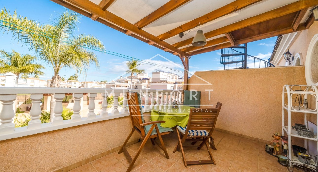 Videresalg - Rekkehus -
Orihuela Costa - Villamartin