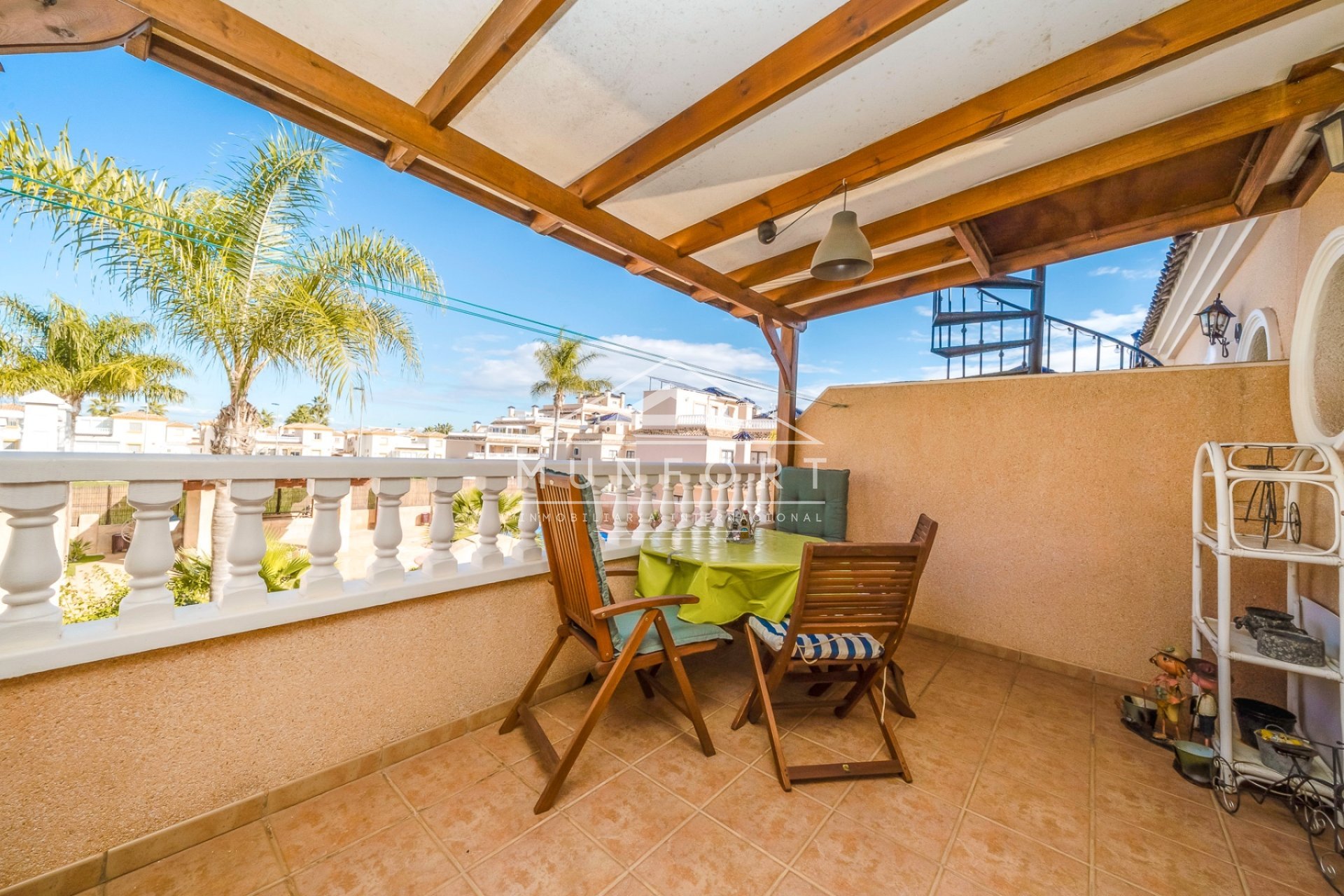 Videresalg - Rekkehus -
Orihuela Costa - Villamartin