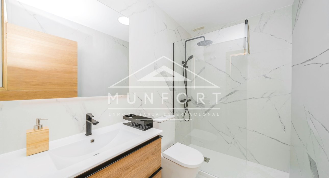 Videresalg - Rekkehus -
Pilar de la Horadada - Torre de la Horadada