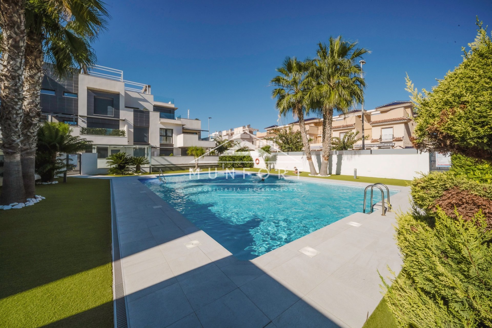 Videresalg - Rekkehus -
Pilar de la Horadada - Torre de la Horadada