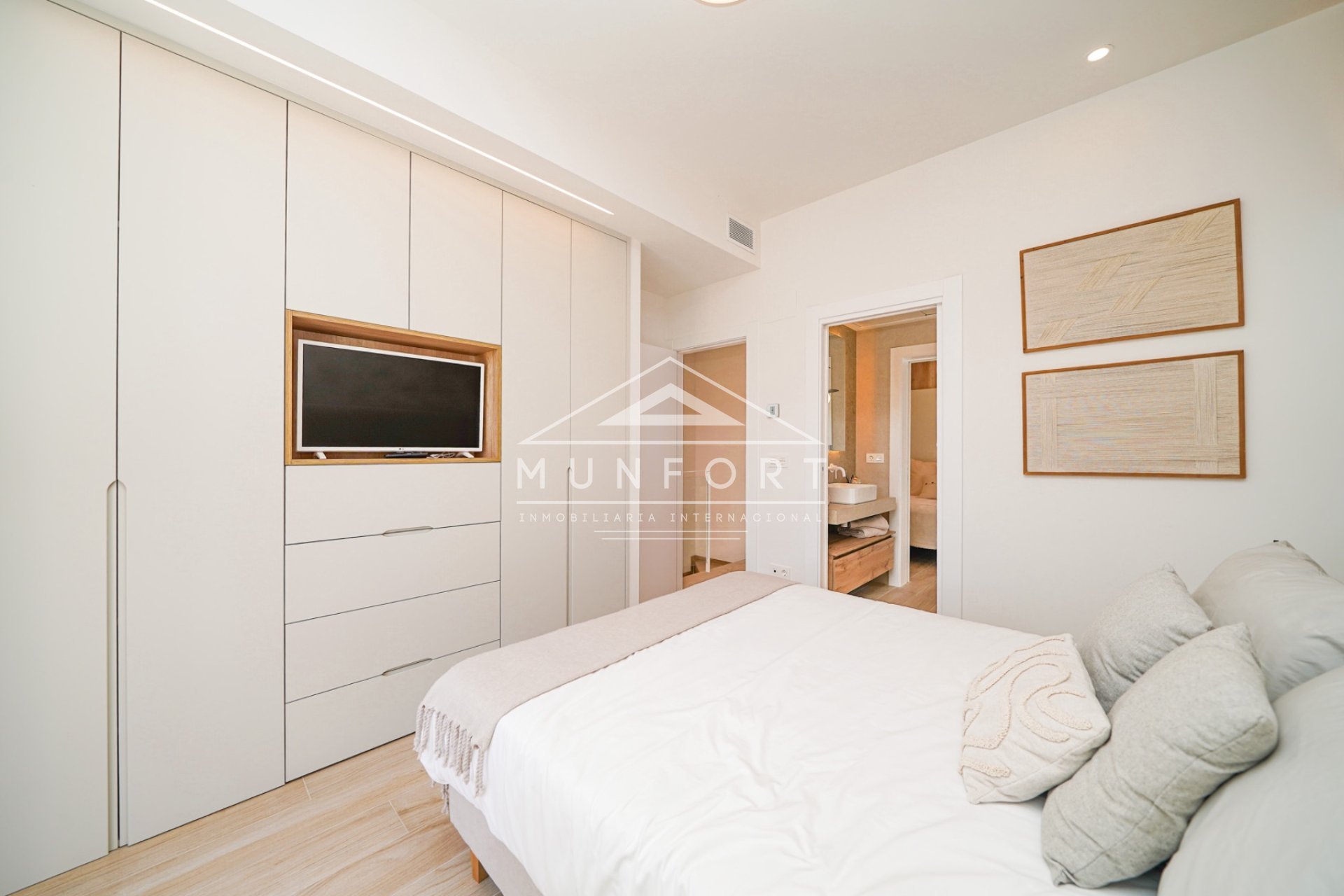 Videresalg - Rekkehus -
Rojales - Ciudad Quesada