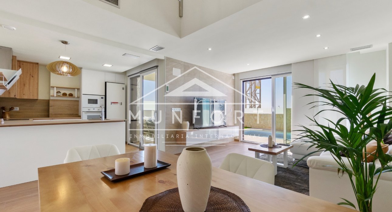 Videresalg - Rekkehus -
Rojales - Ciudad Quesada