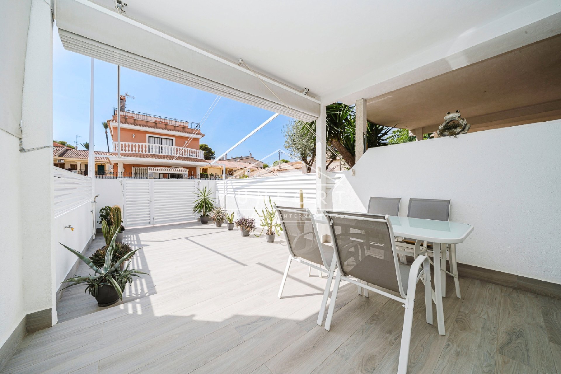 Videresalg - Rekkehus -
San Javier - Santiago de la Ribera