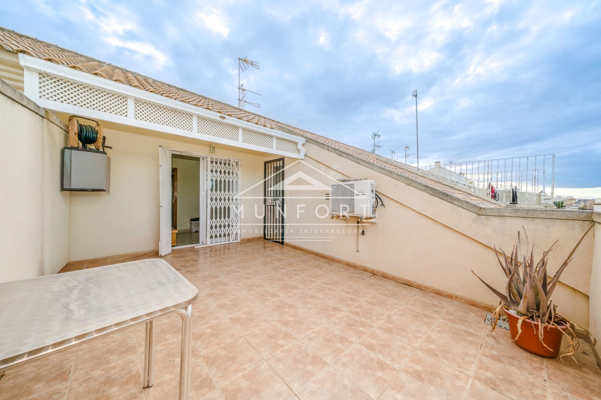 Videresalg - Rekkehus -
San Javier