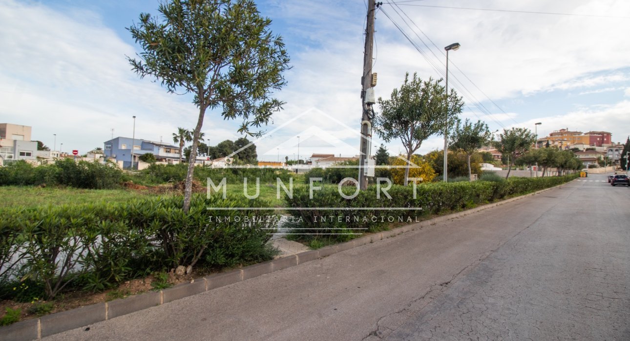 Videresalg - Tomter -
Los Urrutias - EL CARMOLI