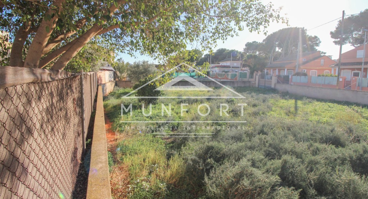 Videresalg - Tomter -
Los Urrutias