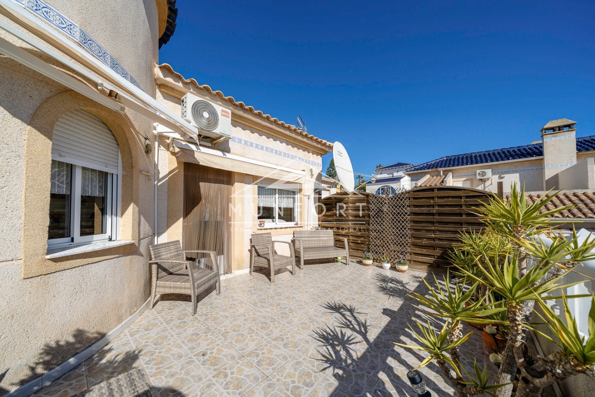 Videresalg - Toppleiligheter -
Orihuela Costa - Villamartín