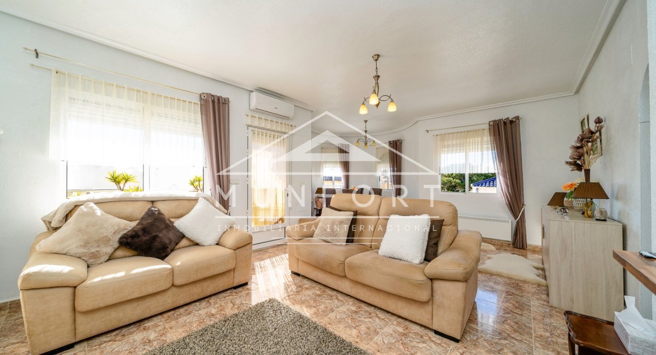 Videresalg - Toppleiligheter -
Orihuela Costa - Villamartín