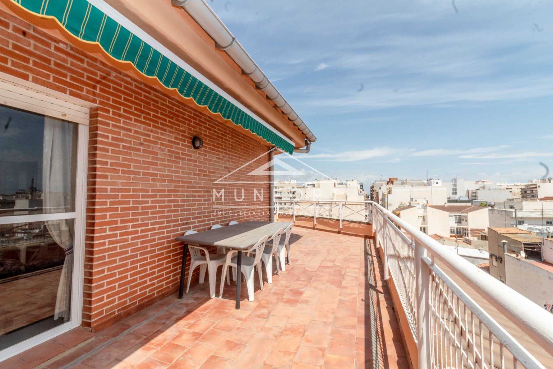Videresalg - Toppleiligheter -
Torrevieja - Centro - Torrevieja