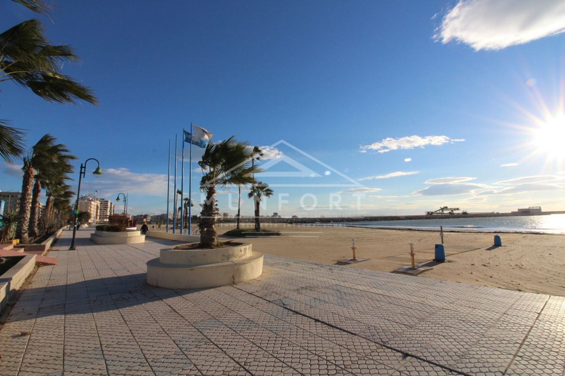 Videresalg - Toppleiligheter -
Torrevieja - Playa del Cura