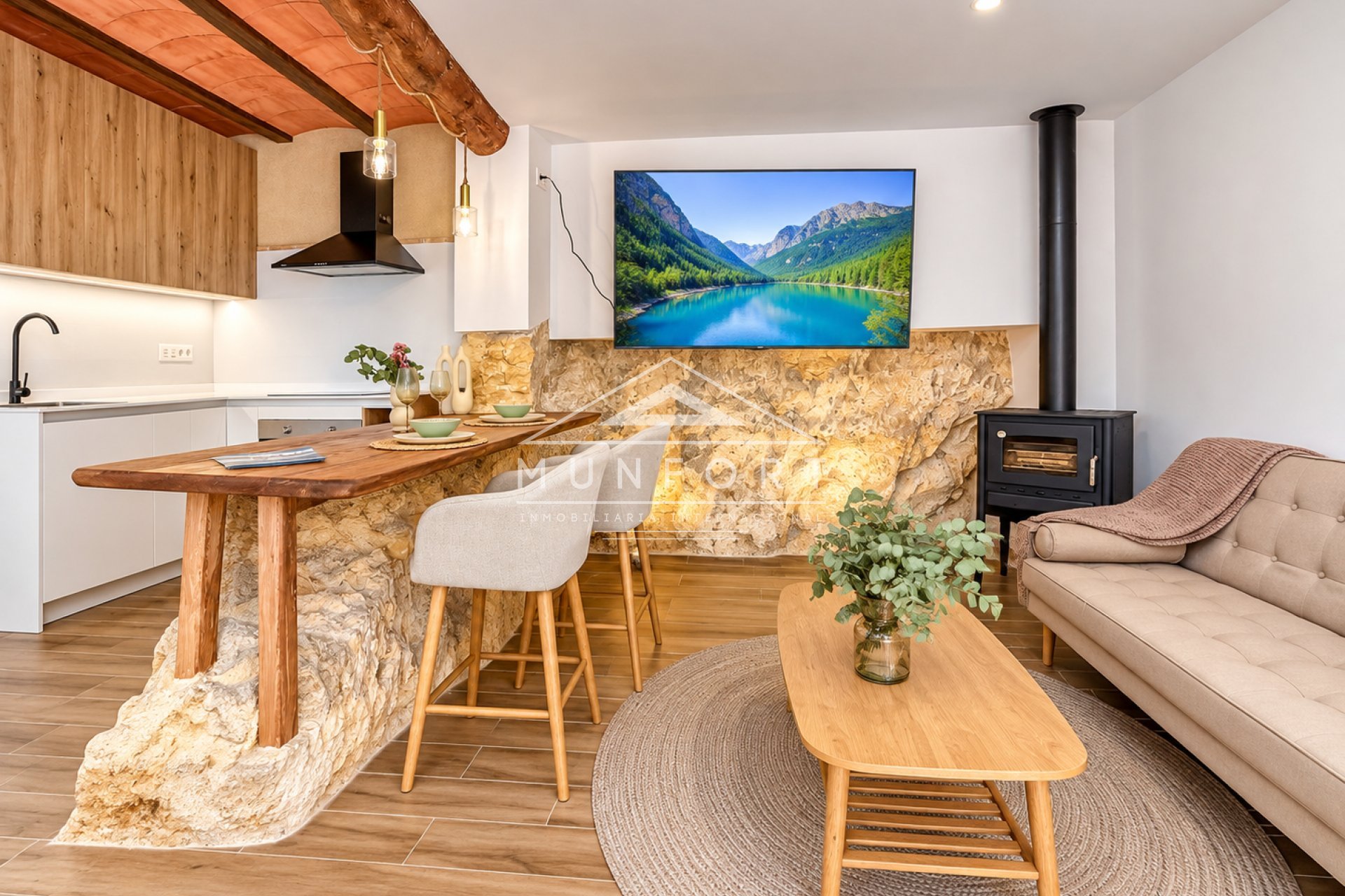 Videresalg - Villaer -
Albacete - Elche de la Sierra/Villares