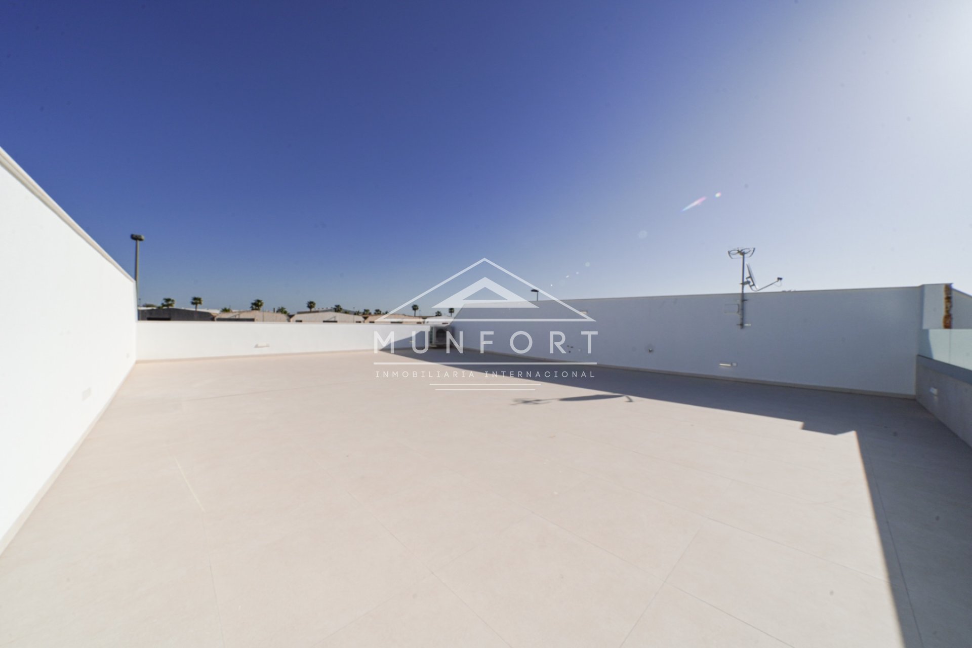 Videresalg - Villaer -
Alcázares, Los