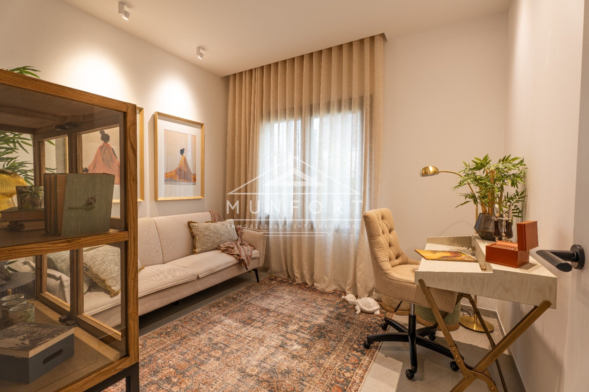 Videresalg - Villaer -
Algorfa