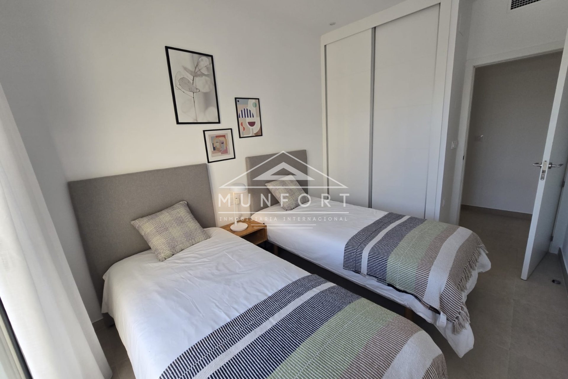 Videresalg - Villaer -
Almeria