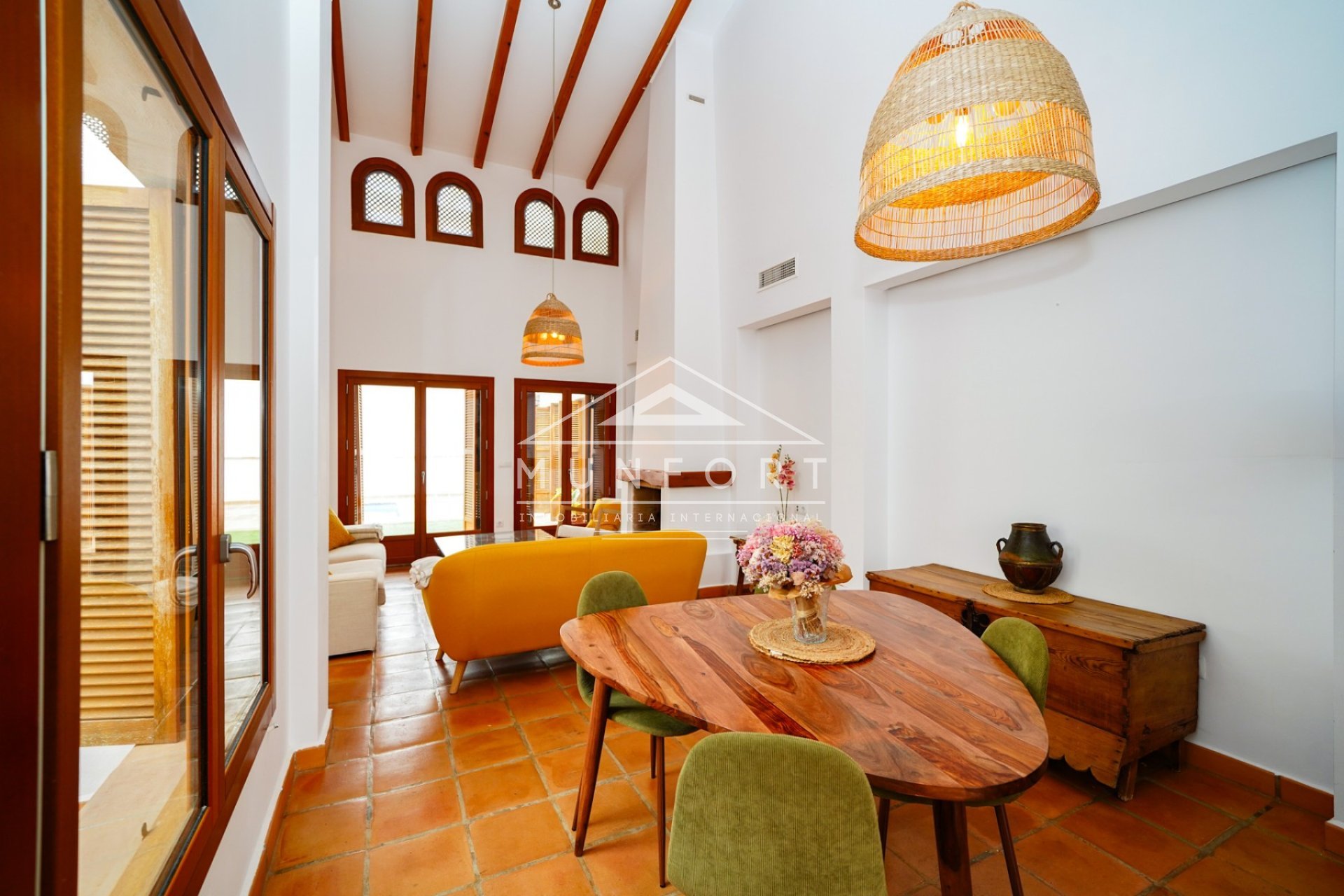 Videresalg - Villaer -
Baños y mendigo - Baños y Mendigo