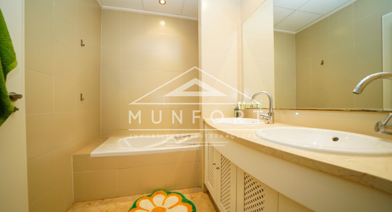 Videresalg - Villaer -
Baños y mendigo - Baños y Mendigo