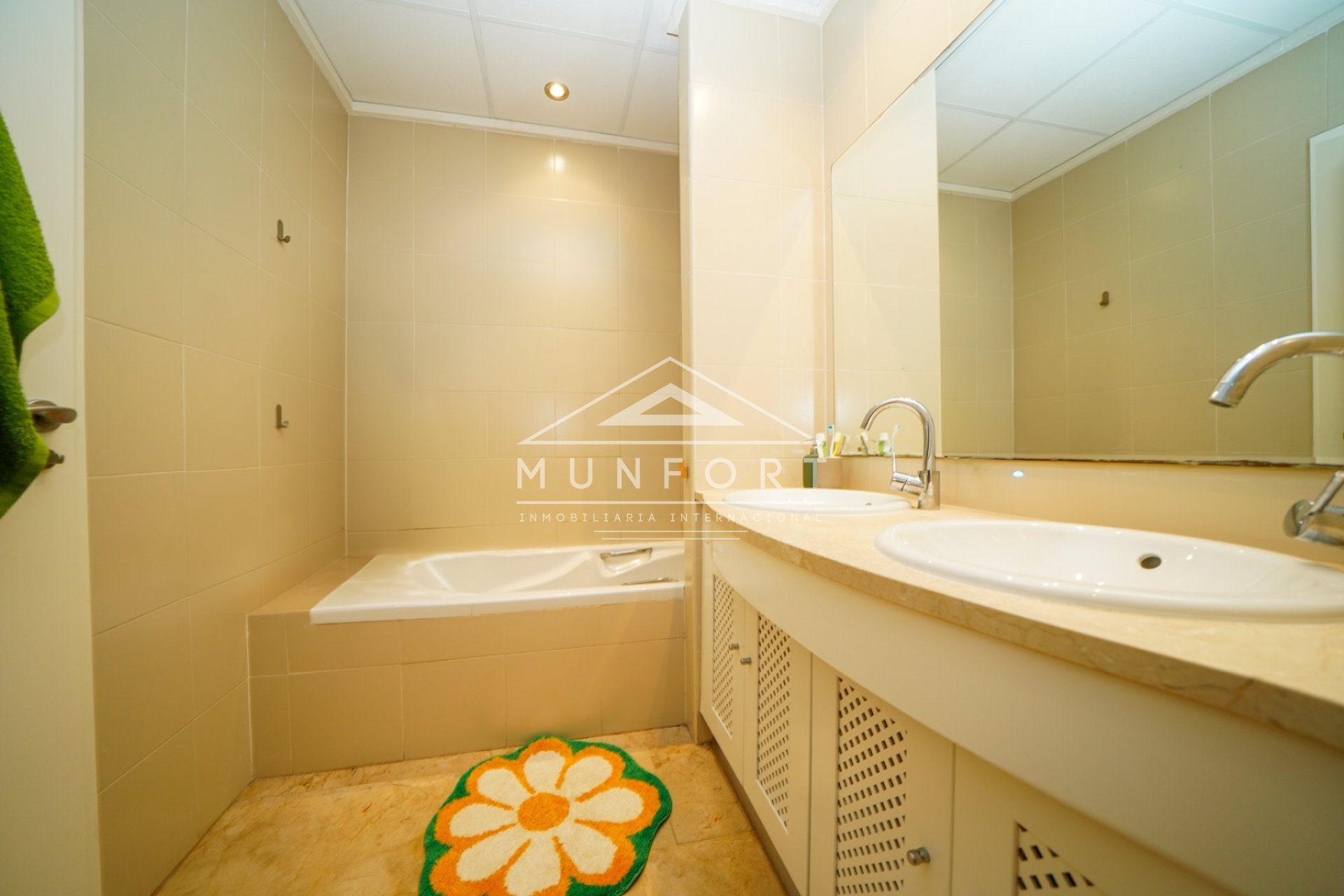 Videresalg - Villaer -
Baños y mendigo - Baños y Mendigo