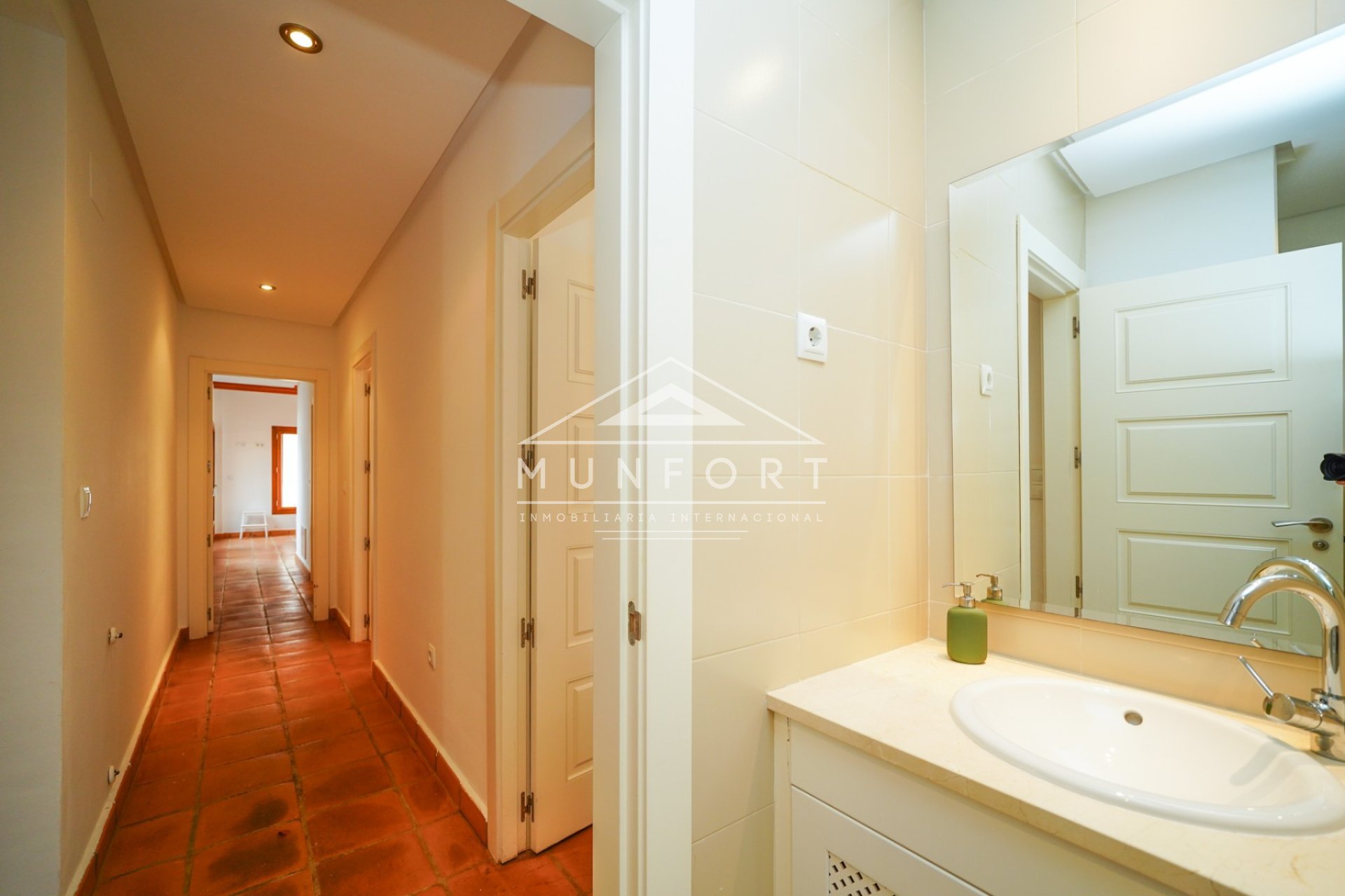 Videresalg - Villaer -
Baños y mendigo - Baños y Mendigo