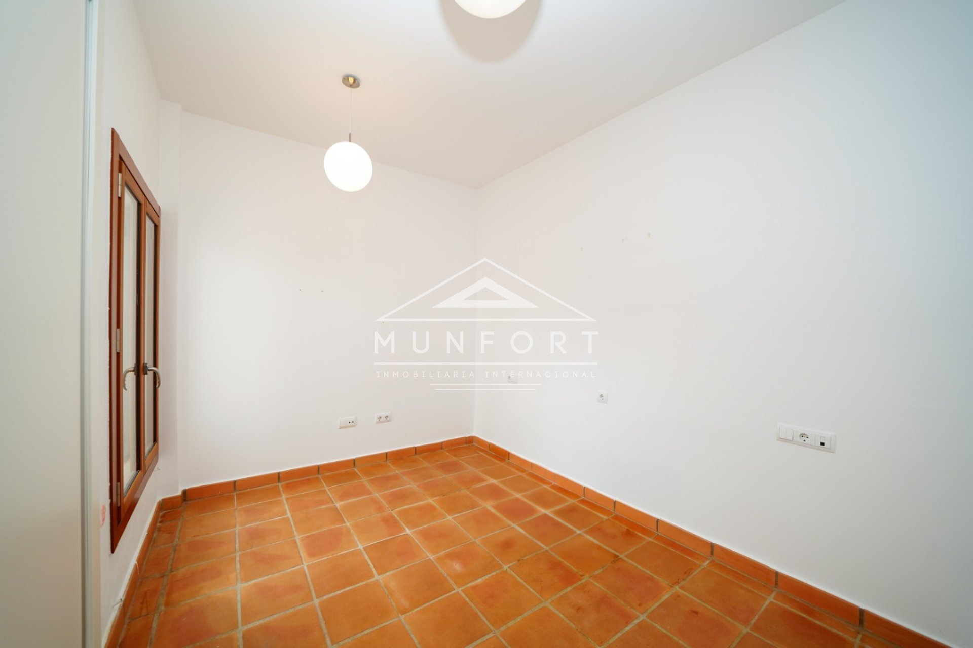 Videresalg - Villaer -
Baños y mendigo - Baños y Mendigo