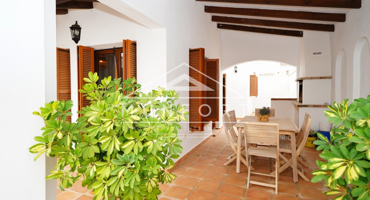 Videresalg - Villaer -
Baños y mendigo - Baños y Mendigo