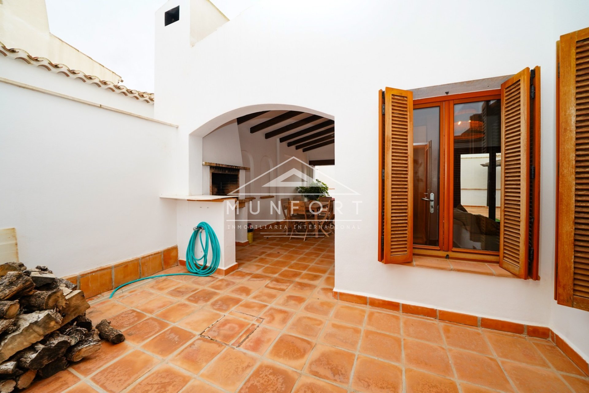 Videresalg - Villaer -
Baños y mendigo - Baños y Mendigo