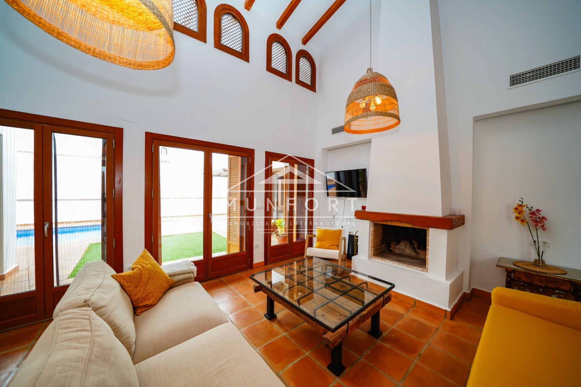 Videresalg - Villaer -
Baños y mendigo - Baños y Mendigo