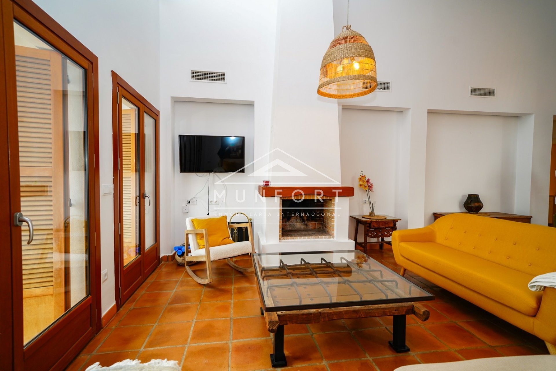 Videresalg - Villaer -
Baños y mendigo - Baños y Mendigo