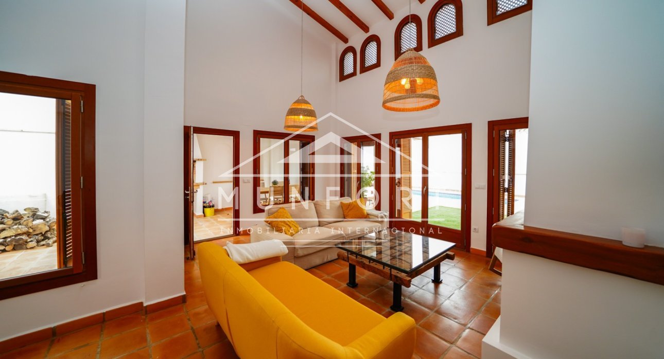 Videresalg - Villaer -
Baños y mendigo - Baños y Mendigo