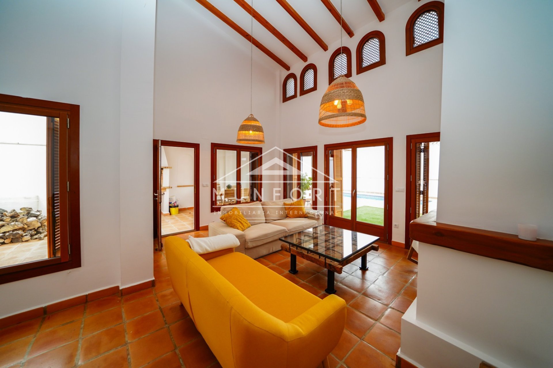 Videresalg - Villaer -
Baños y mendigo - Baños y Mendigo