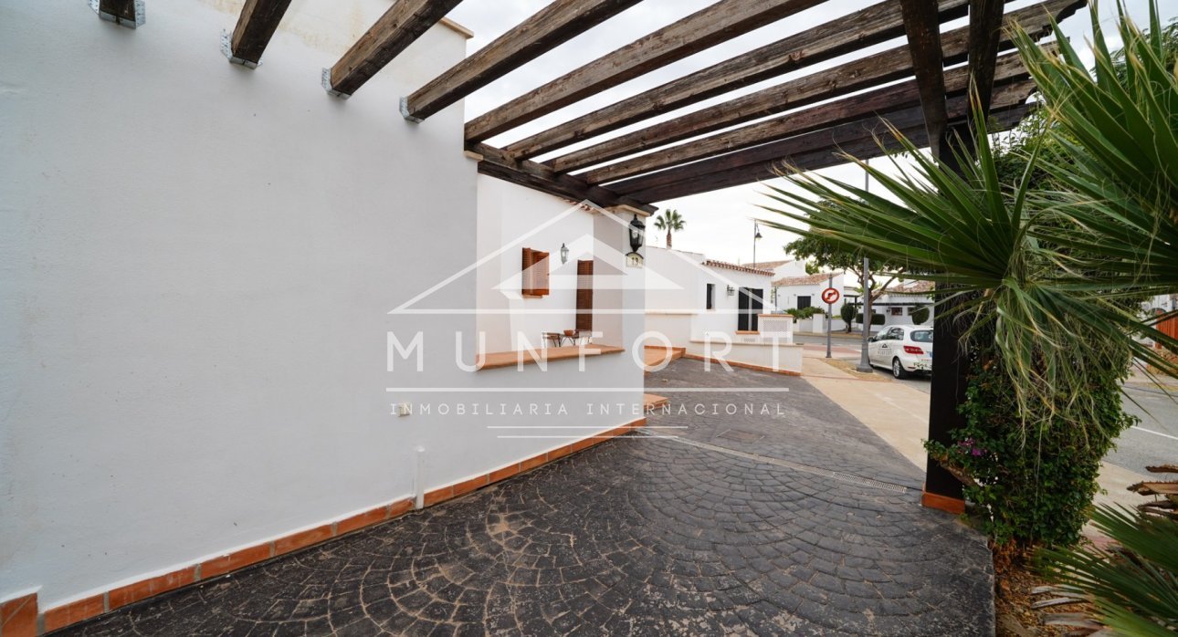 Videresalg - Villaer -
Baños y mendigo - Baños y Mendigo