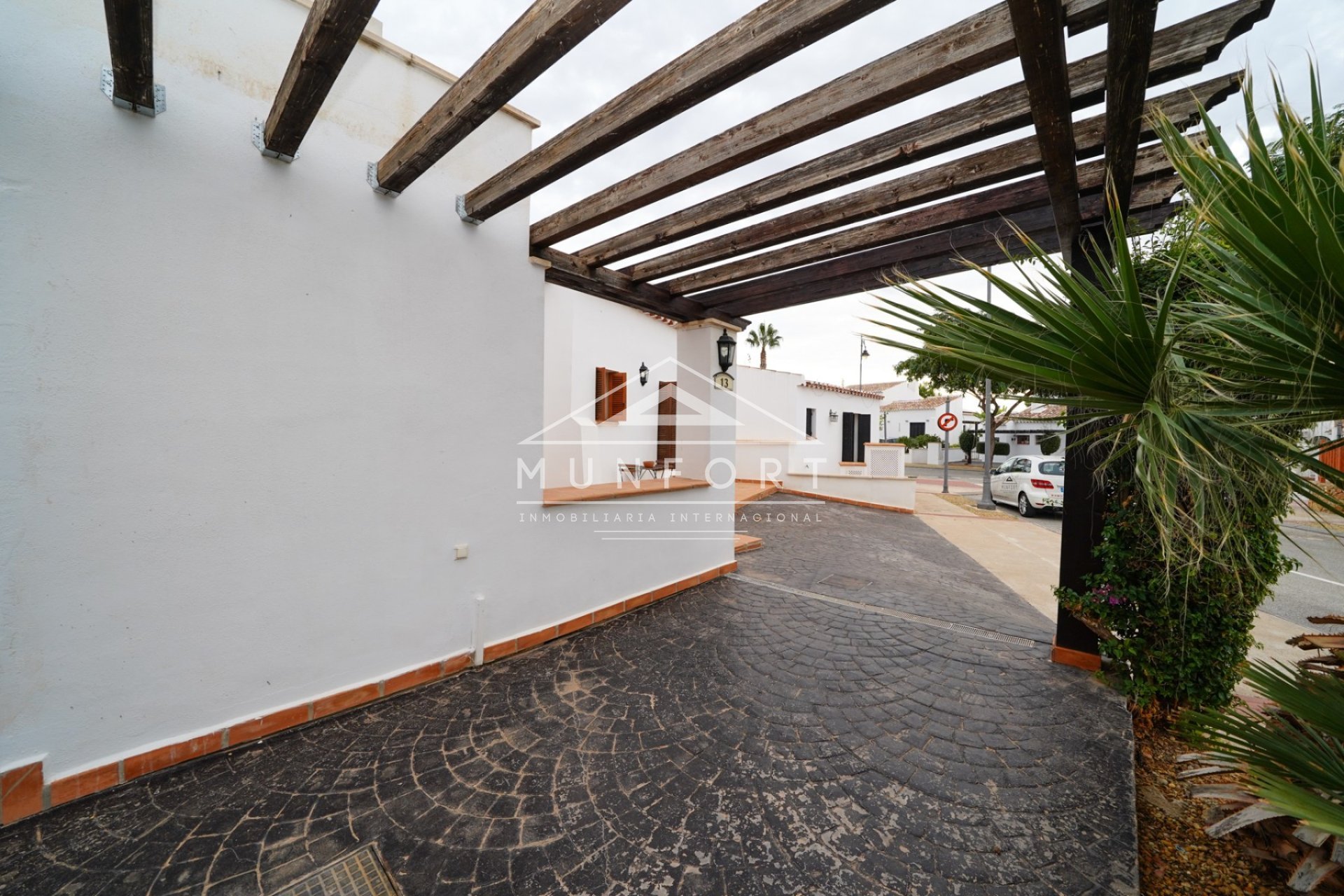 Videresalg - Villaer -
Baños y mendigo - Baños y Mendigo