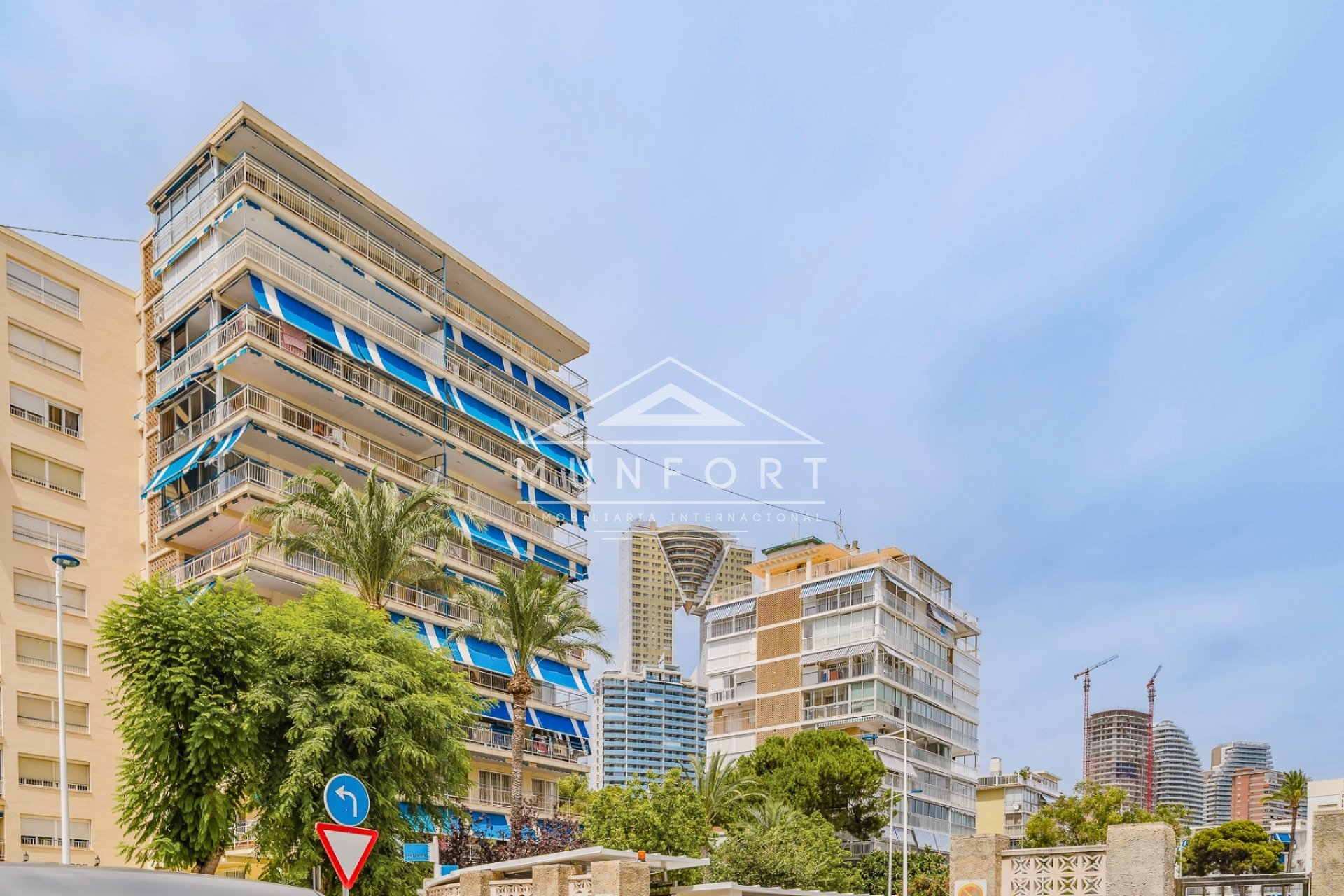 Videresalg - Villaer -
Finestrat - Sierra Cortina