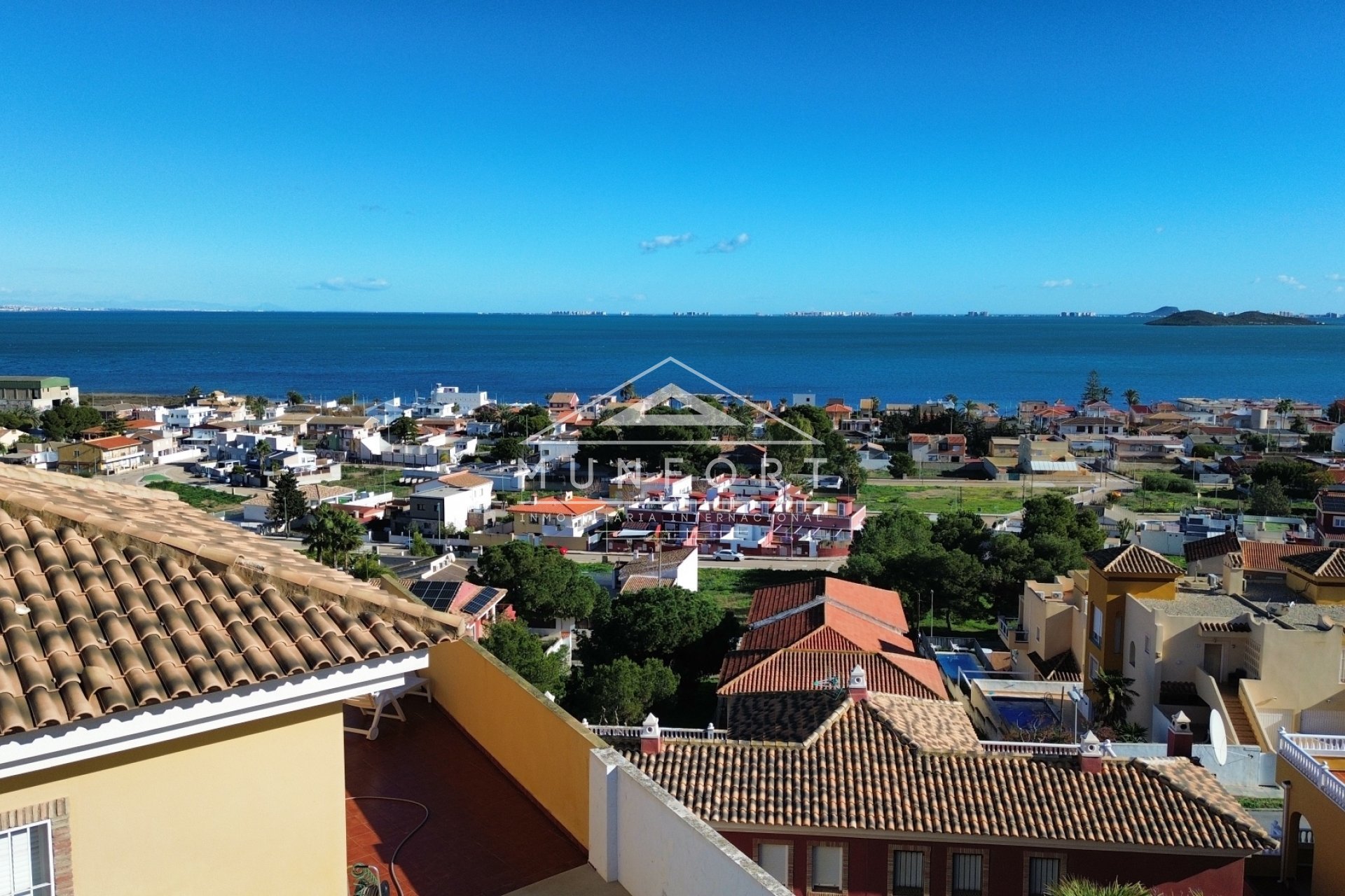 Videresalg - Villaer -
Los Urrutias - EL CARMOLI