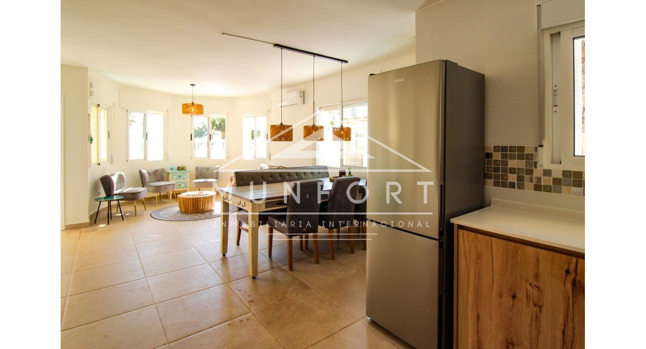 Videresalg - Villaer -
Los Urrutias - Estrella del Mar