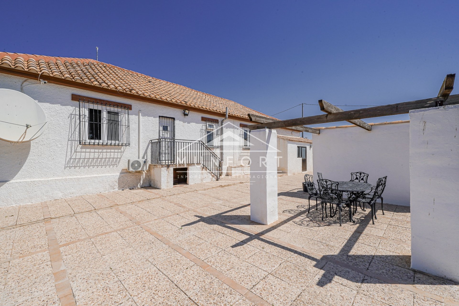 Videresalg - Villaer -
Murcia - GEA Y TRUYOLS