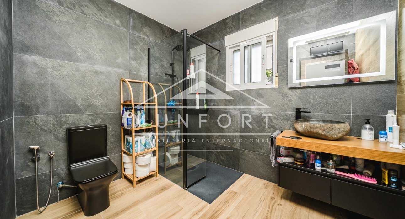 Videresalg - Villaer -
Murcia - GEA Y TRUYOLS