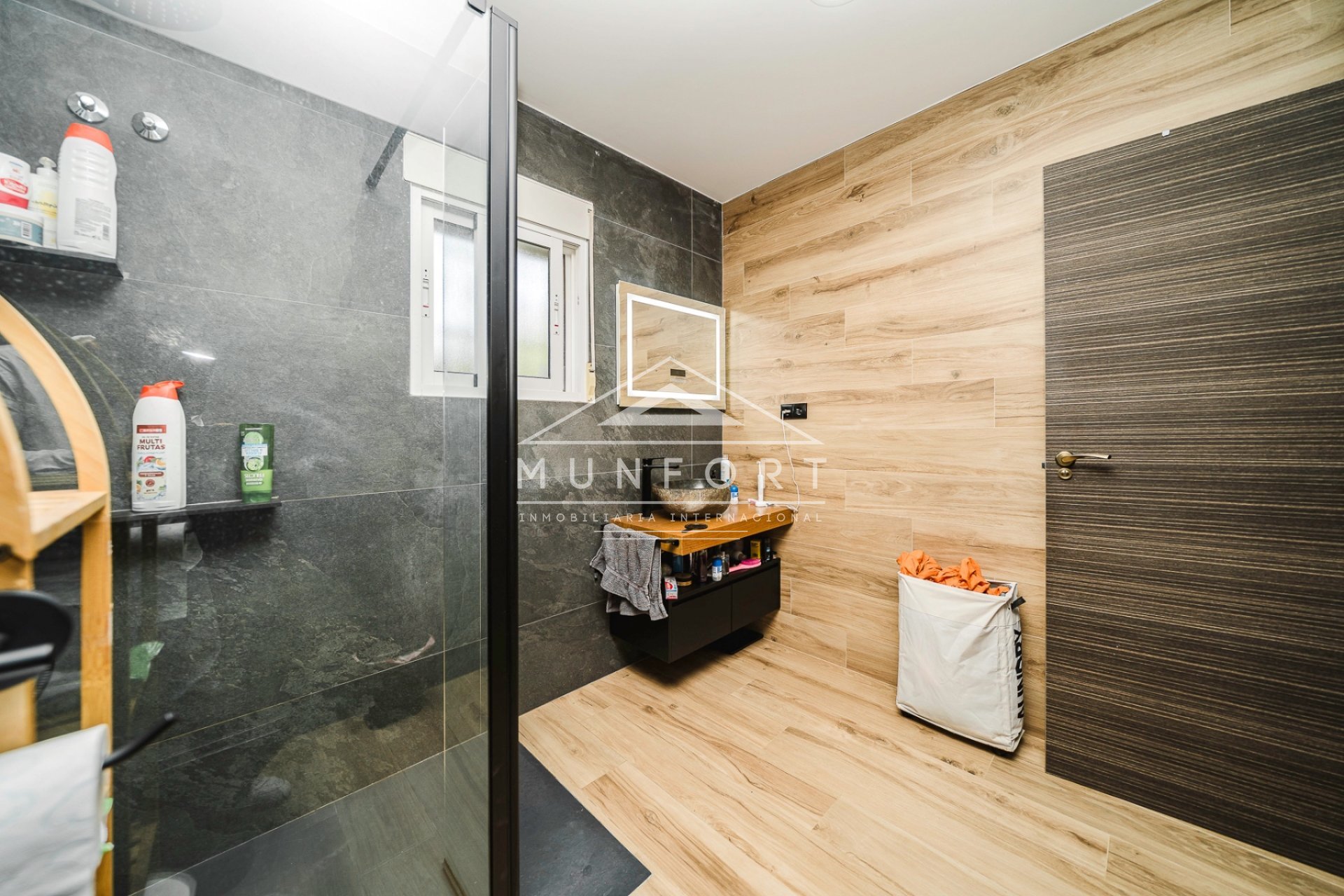 Videresalg - Villaer -
Murcia - GEA Y TRUYOLS