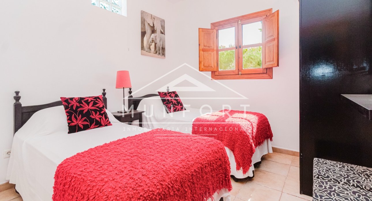 Videresalg - Villaer -
Murcia - GEA Y TRUYOLS