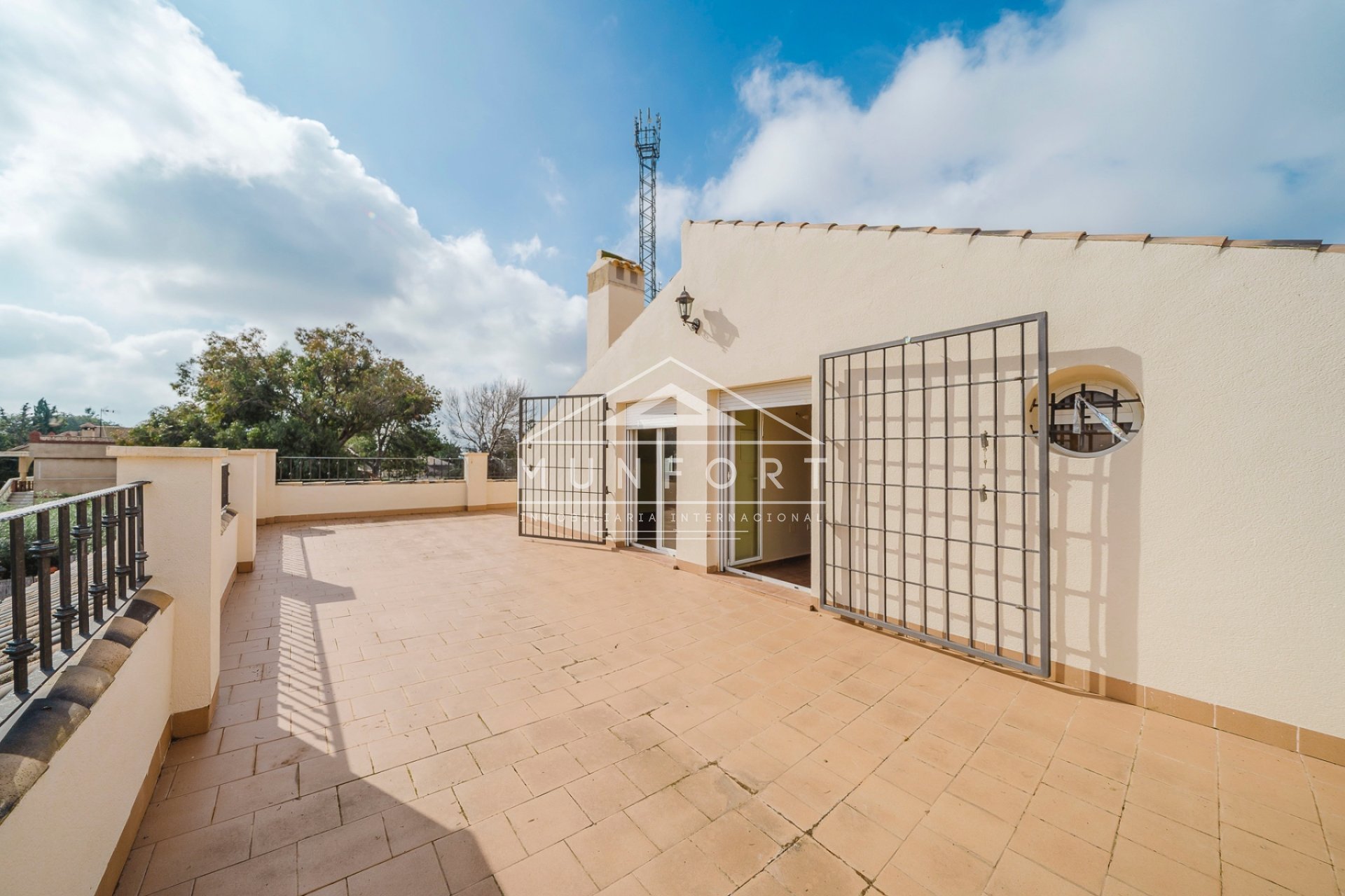 Videresalg - Villaer -
Murcia - GEA Y TRUYOLS