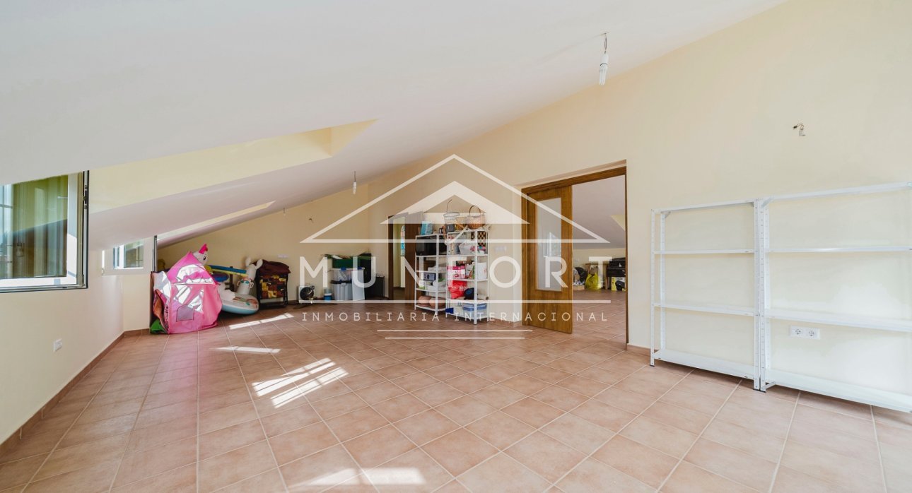 Videresalg - Villaer -
Murcia - GEA Y TRUYOLS