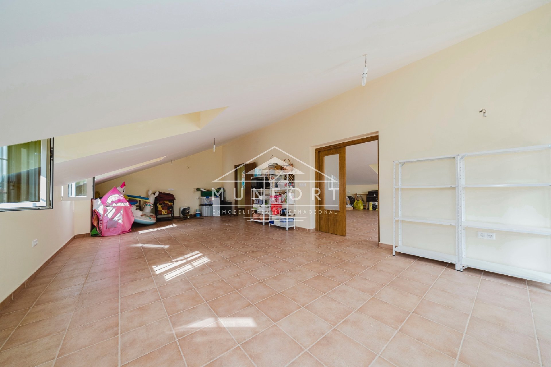 Videresalg - Villaer -
Murcia - GEA Y TRUYOLS