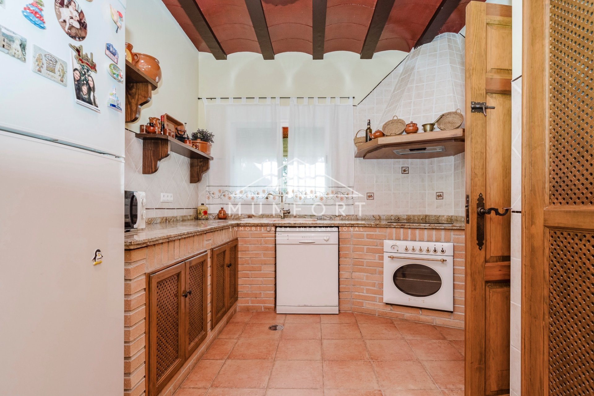 Videresalg - Villaer -
Murcia - GEA Y TRUYOLS