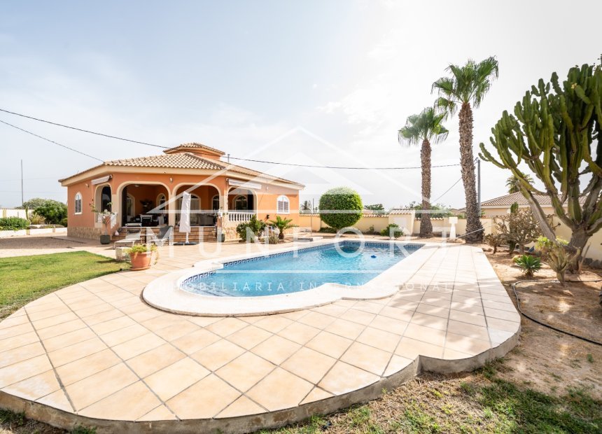 Videresalg - Villaer -
Murcia - GEA Y TRUYOLS