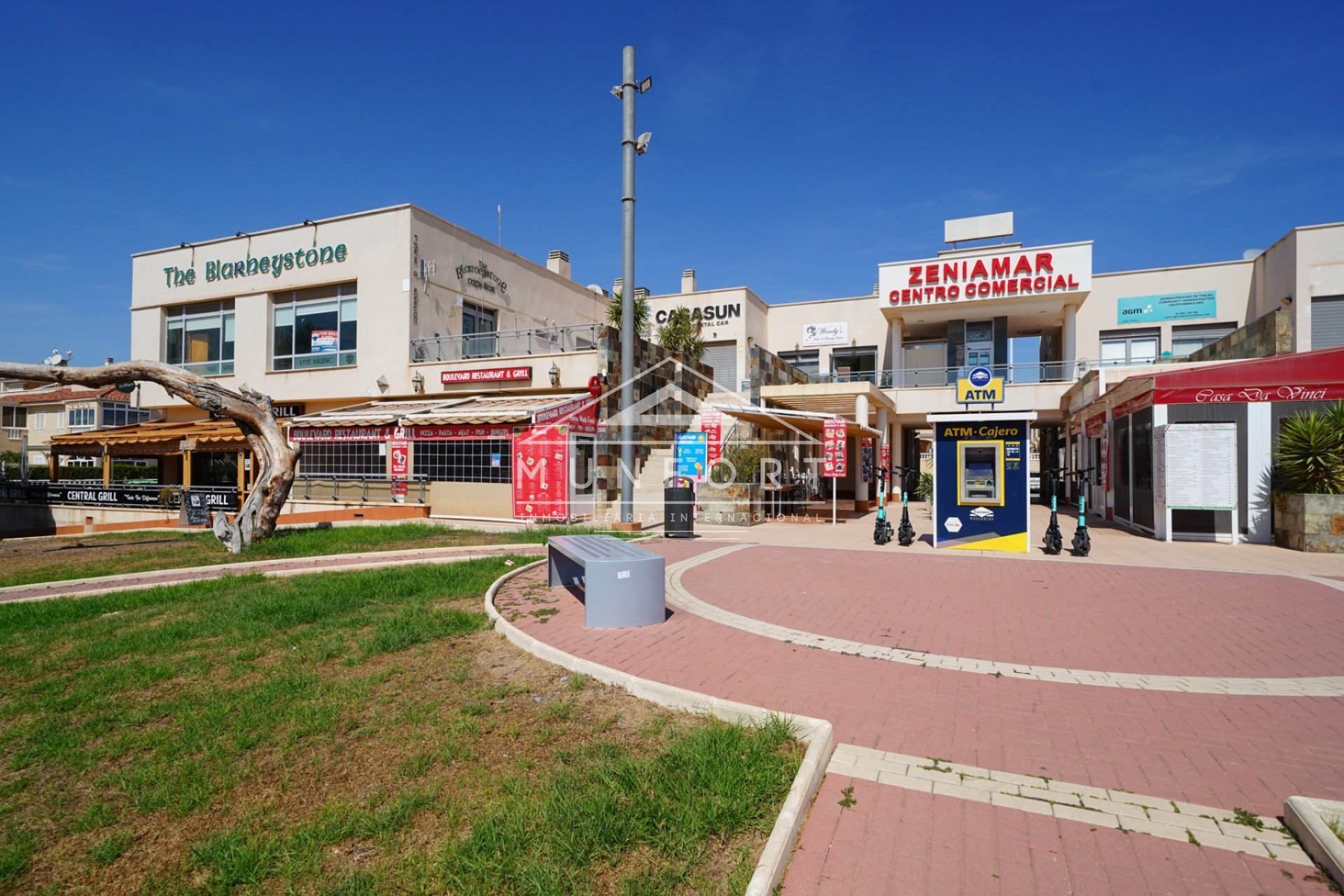 Videresalg - Villaer -
Orihuela Costa - La Florida