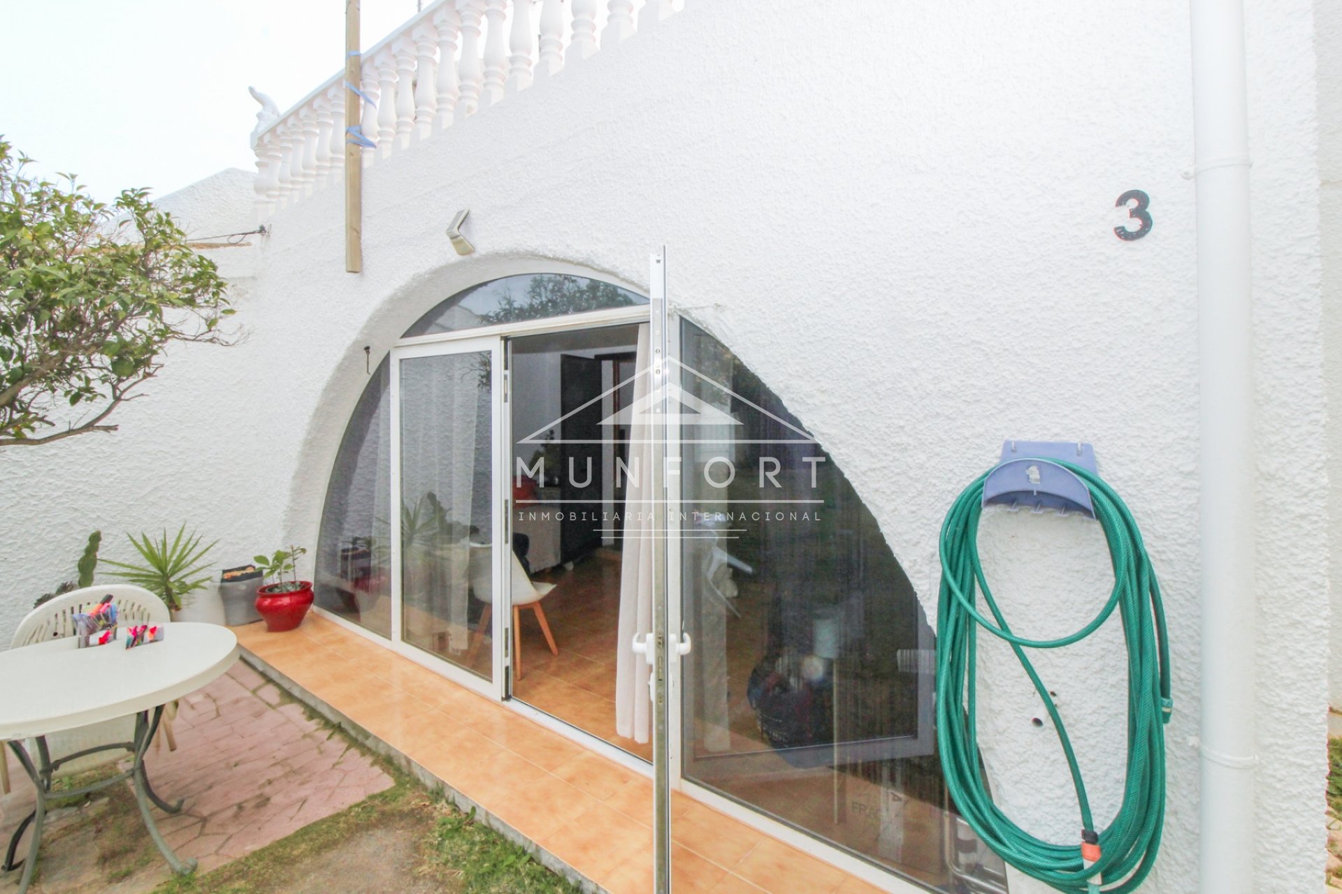 Videresalg - Villaer -
Orihuela Costa - La Florida