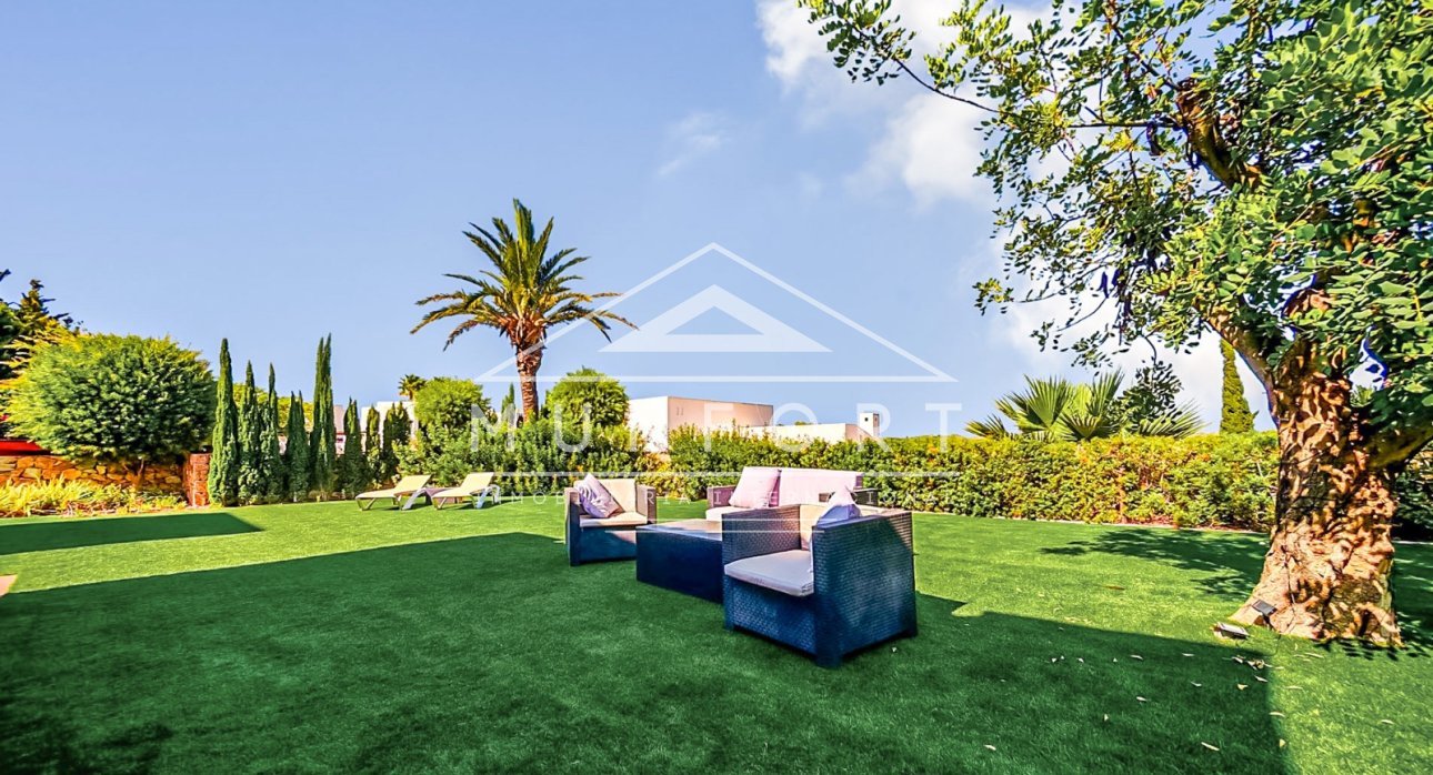 Videresalg - Villaer -
Orihuela Costa - Las Colinas Golf